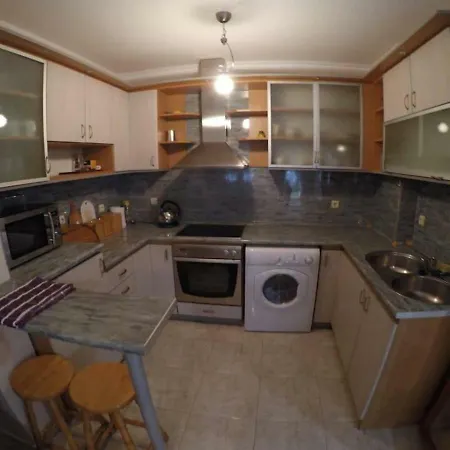 Three Bedroom Apaartment 